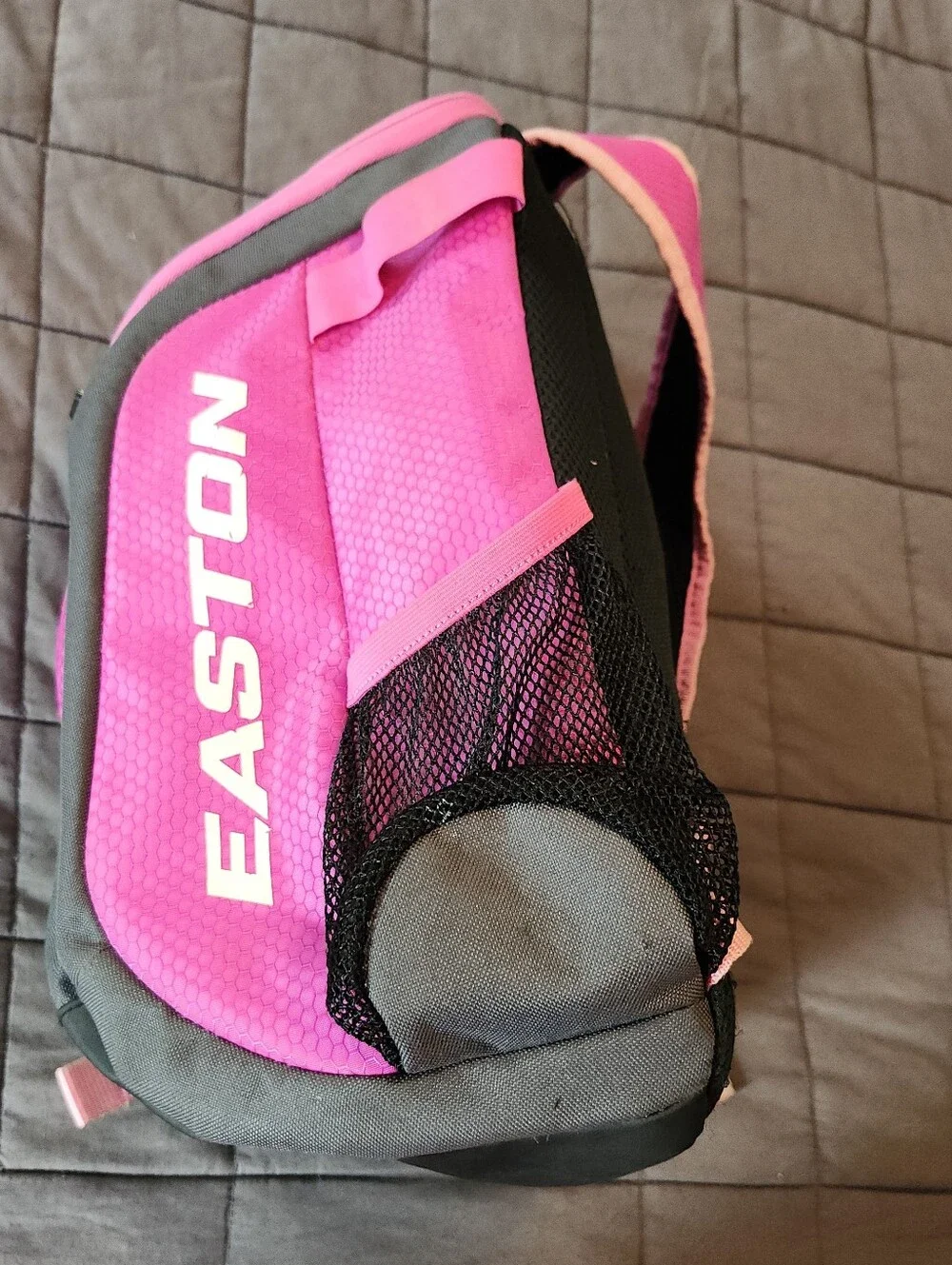 EASTON Youth Hot Pink Game Ready 15'' Backpack Bag Softball/Baseball/Sports GUC